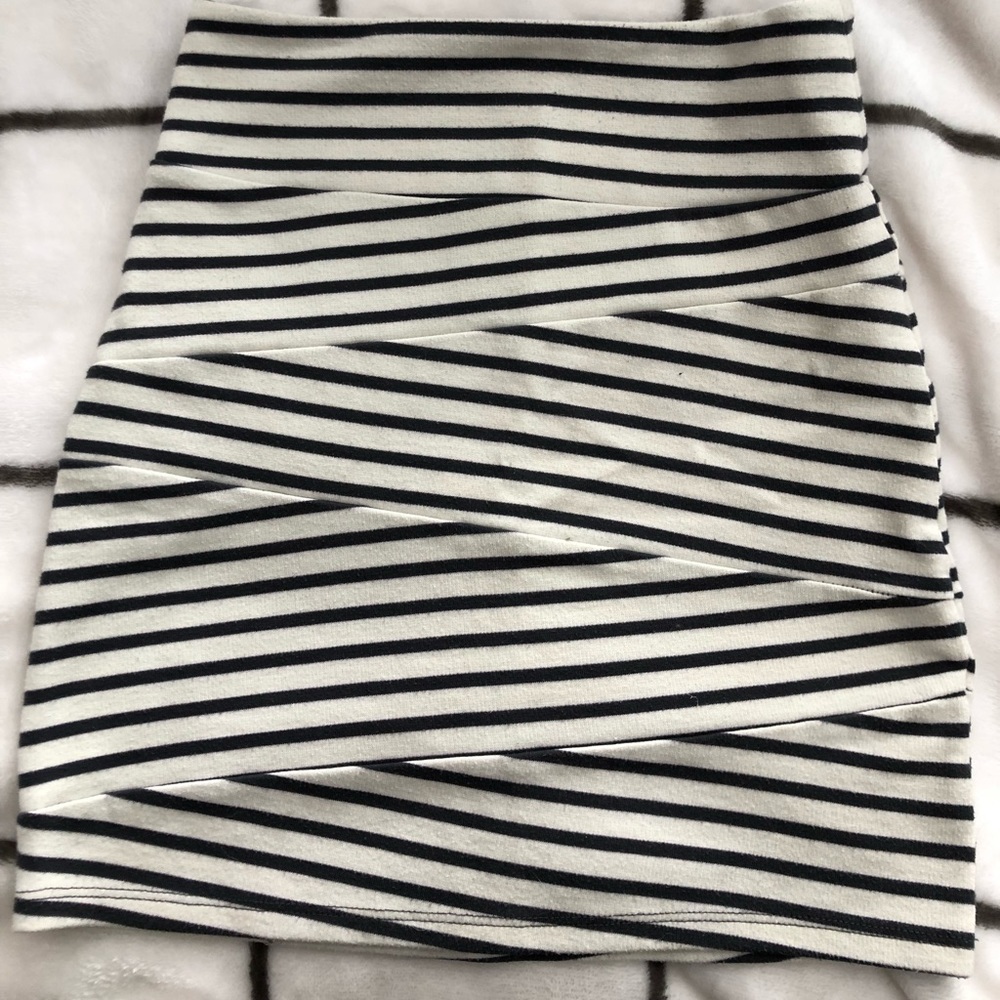 American Eagle Skirt